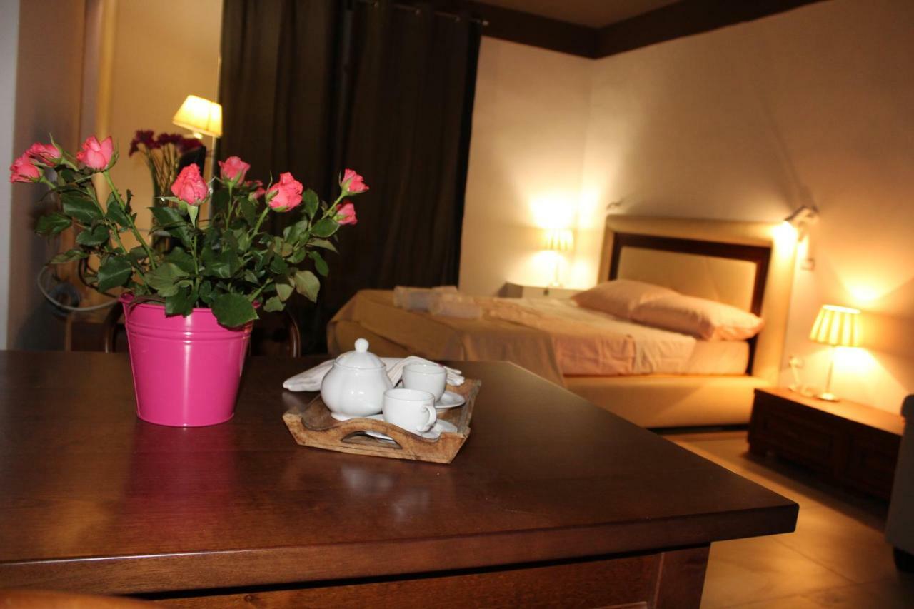Bed and Breakfast Porta Deuropa Lecce Exterior foto